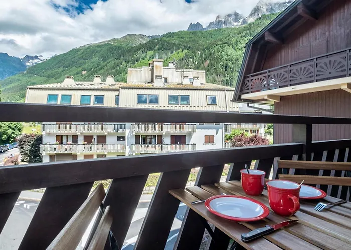 Modern With Balcony In The Center Of Appartamento