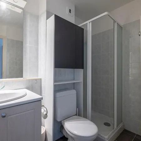 Modern With Balcony In The Center Of * Шамони