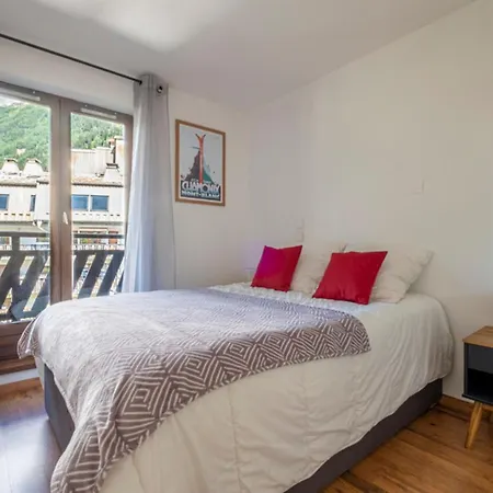 Appartement Modern With Balcony In The Center Of Chamonix