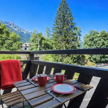 Apartment Modern With Balcony In The Center Of *