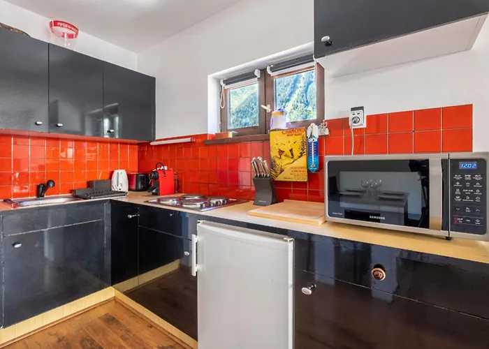 Modern With Balcony In The Center Of * Chamonix