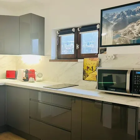 Modern With Balcony In The Center Of Apartament